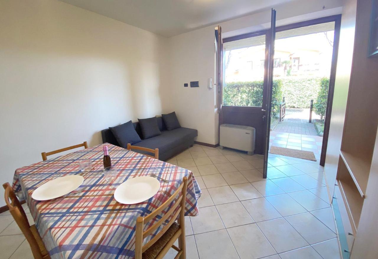 ديسينسانو ديل غاردا Apartment With Garden And Grill - Green Residence Sirmione المظهر الخارجي الصورة