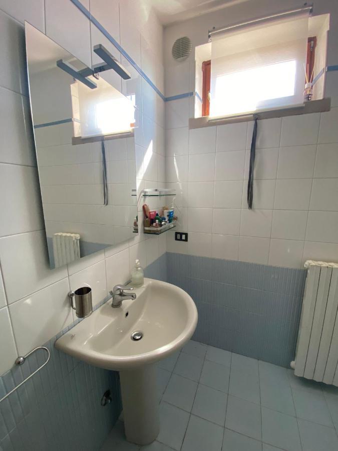 ديسينسانو ديل غاردا Apartment With Garden And Grill - Green Residence Sirmione المظهر الخارجي الصورة