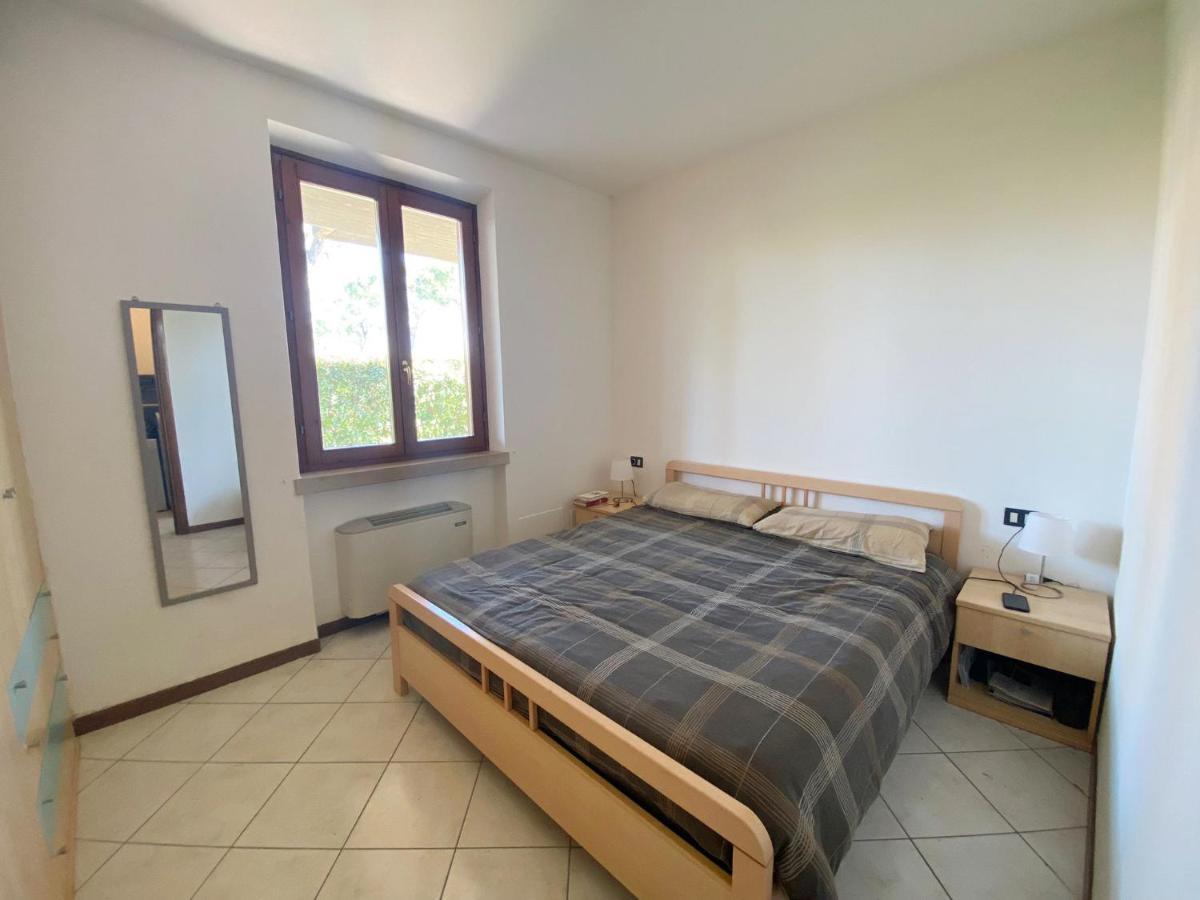 ديسينسانو ديل غاردا Apartment With Garden And Grill - Green Residence Sirmione المظهر الخارجي الصورة